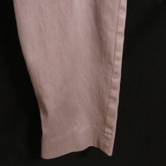 GUESS By Marciano | size 6 | Lilac Tailored Pants | Double Hook and Zip Closure - Picture 9 of 15